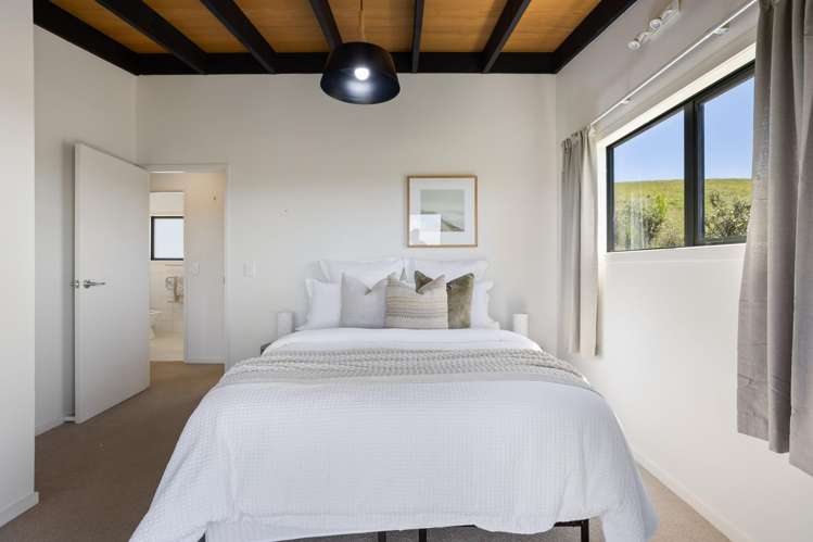 24a Bethells Road Waitakere_15