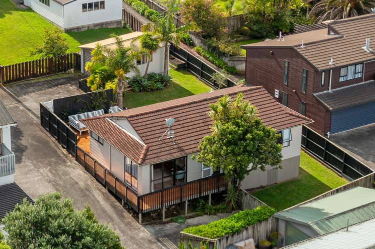 1/105 Sunset Road Totara Vale_33