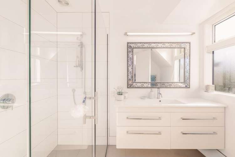 10 Wakatu Avenue Moncks Bay_12