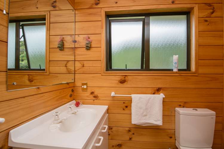 35 Pawsons Valley Road Duvauchelle_9