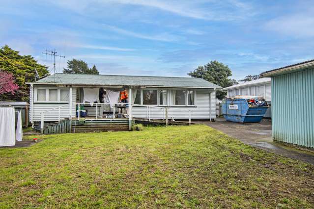 8 Holmes Avenue Otangarei_1