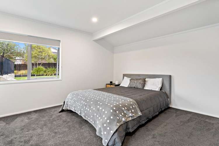 16 Coldham Crescent Saint Johns_12