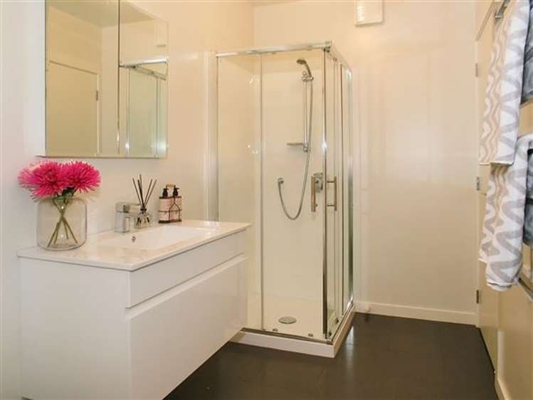 90 Muri Road Pukerua Bay_21