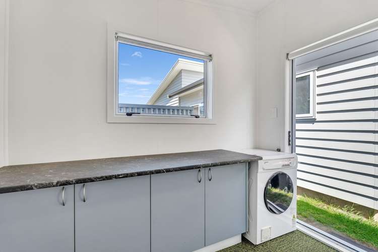 147 The Fairway Matarangi_25