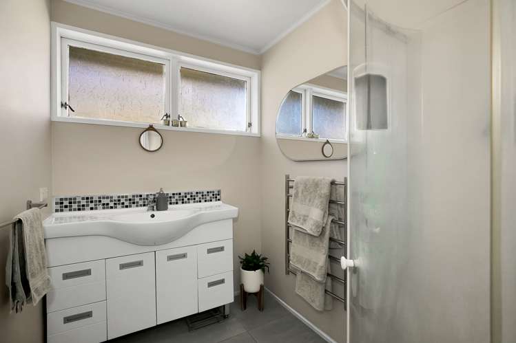 1/8 Akehurst Avenue New Lynn_9