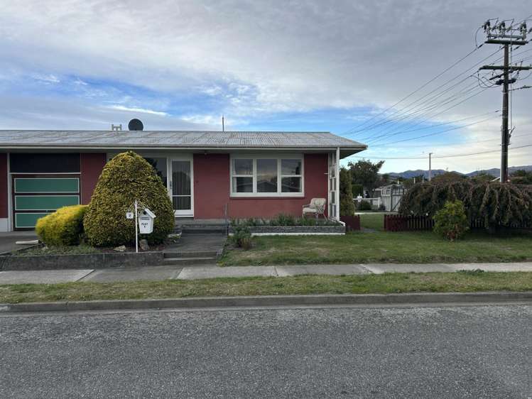 1/2 Newbourne Crescent Redwoodtown_0