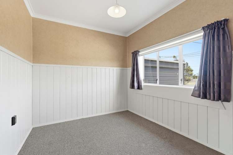 10 Andresen Street Foxton Beach_6