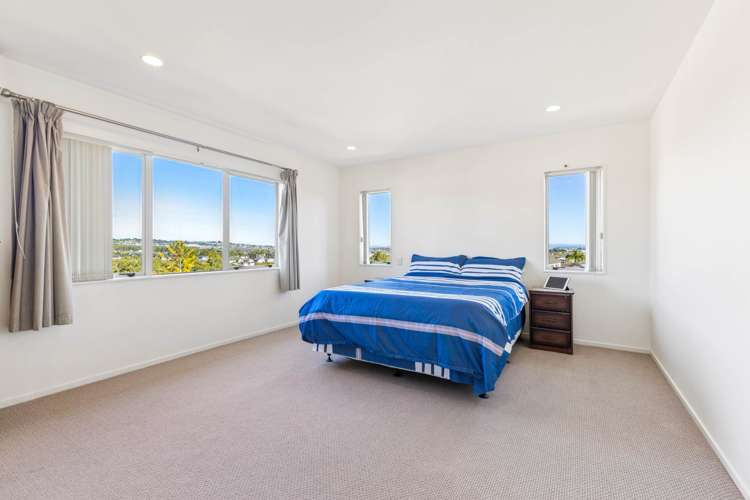 8 Viera Drive Flat Bush_10