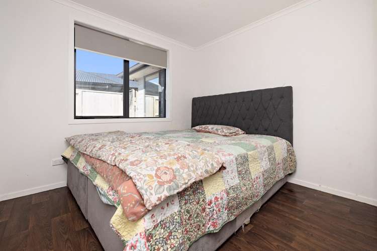 2 Hauruia Way Pyes Pa_9