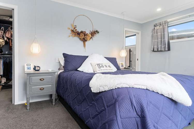 7 Takahe Drive Carterton_11