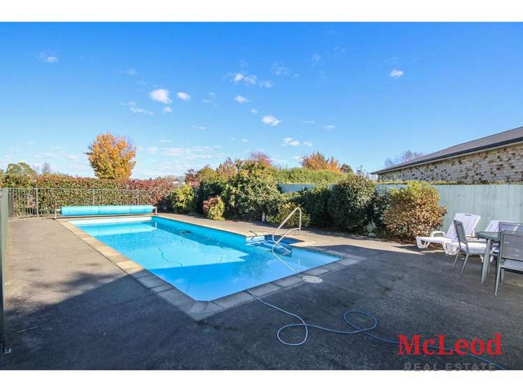 1 Farm Road Allenton_13