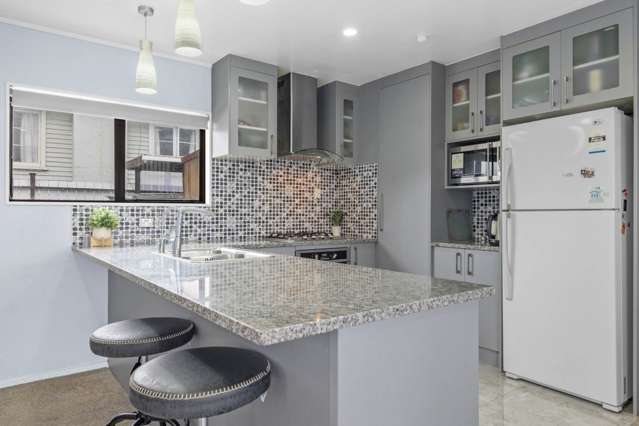 2/86 Alfriston Road Manurewa East_3