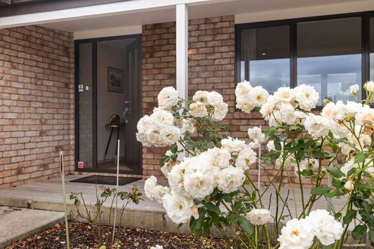 7 Settlers Way Pukekohe_1