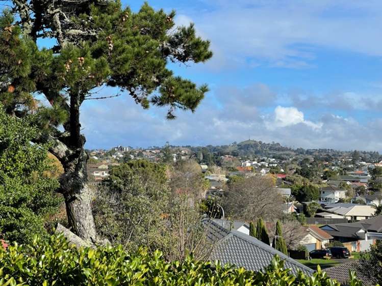 3/195 Abbotts Way Remuera_13