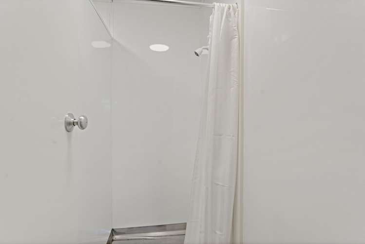 20 Grandison Crescent New Lynn_24