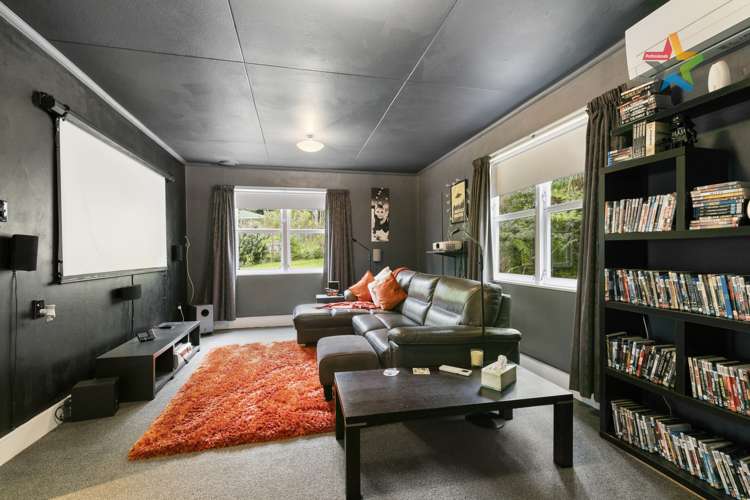 9 Karaka Street Otaki Beach_17