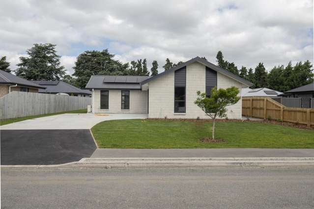 36 Geoff Geering Drive Netherby_1