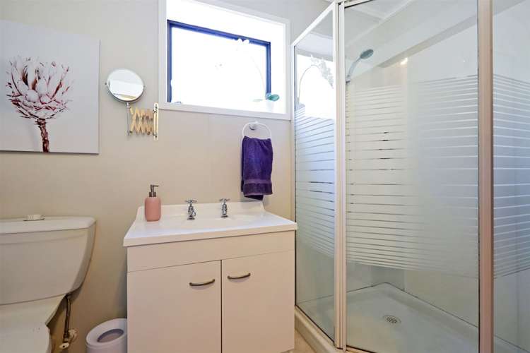 9 Reeve Drive Havelock North_14