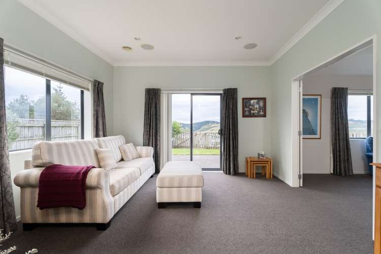 49 Erlestoke Crescent Churton Park_11