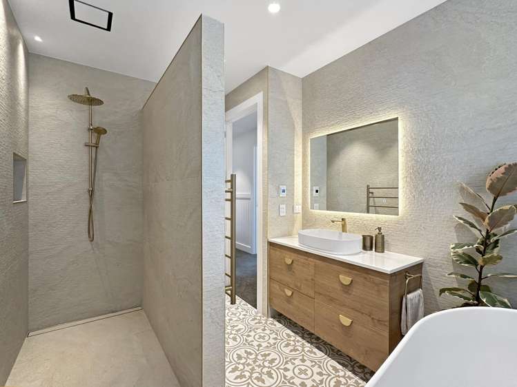 8 Broadleaf Way Kinloch_24