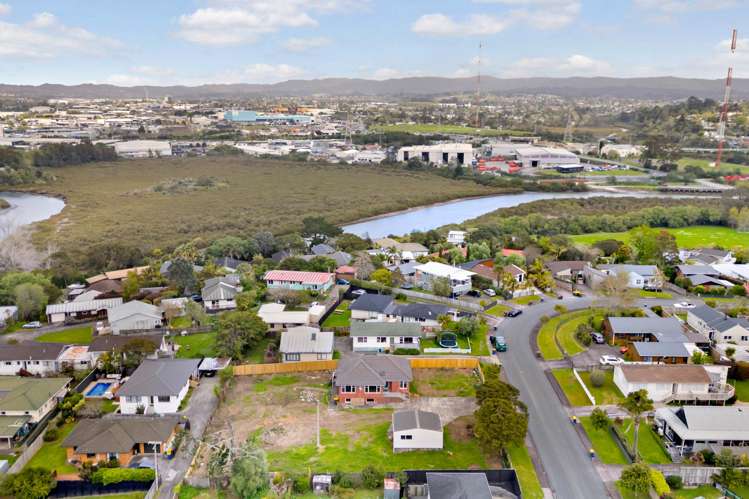 57 Taioma Crescent Te Atatu Peninsula_5