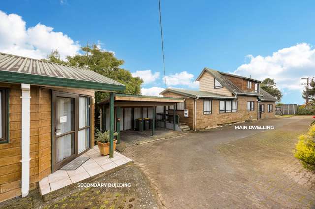 758 East Coast Road Oteha_3