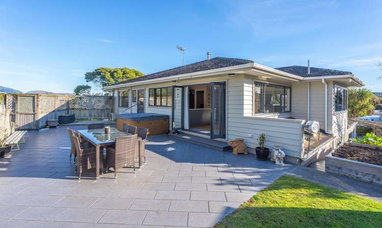 14 Nugget Grove Raumati Beach_31