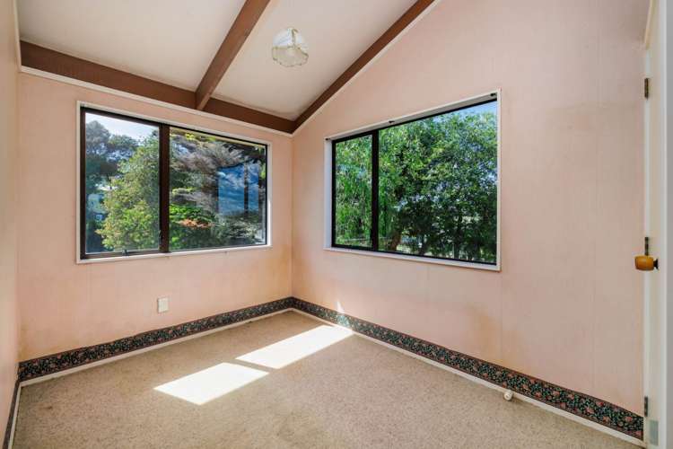 2 Falls View Road Haruru_16