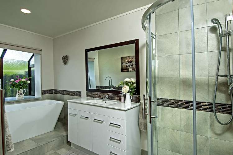 15 Chablis Place Henderson_10