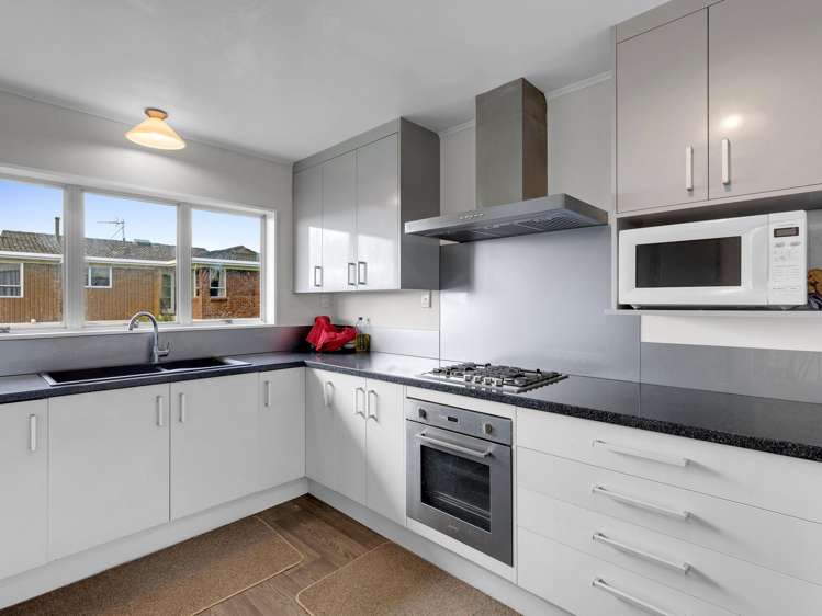 38 Russleigh Drive_5
