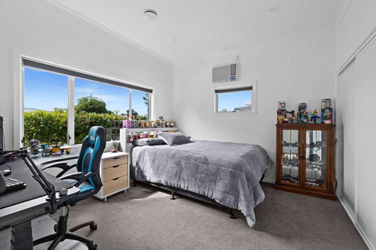 7 Flanders Avenue Onekawa_12