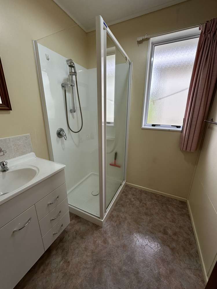 8 John Street Tokoroa_13