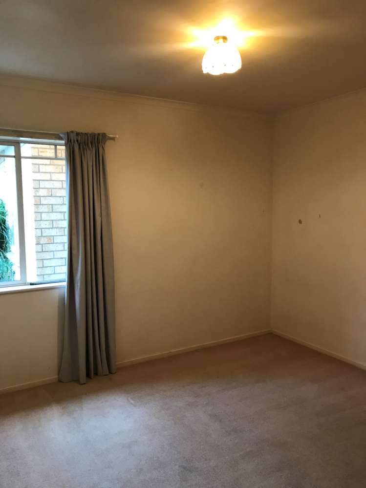 1/8 Enderby Drive Te Atatu Peninsula_6