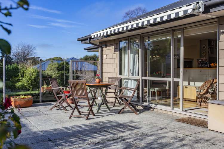 8d Bank Street Amberley_16