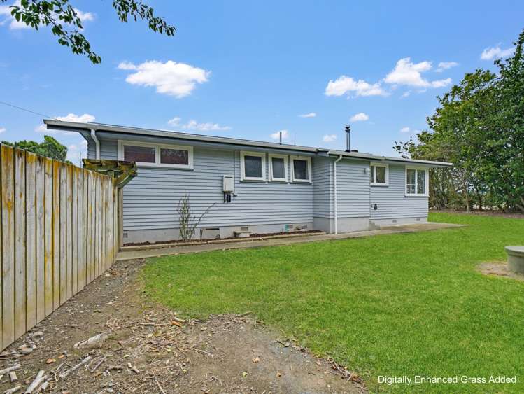 54 Kuku Beach Road Levin_9