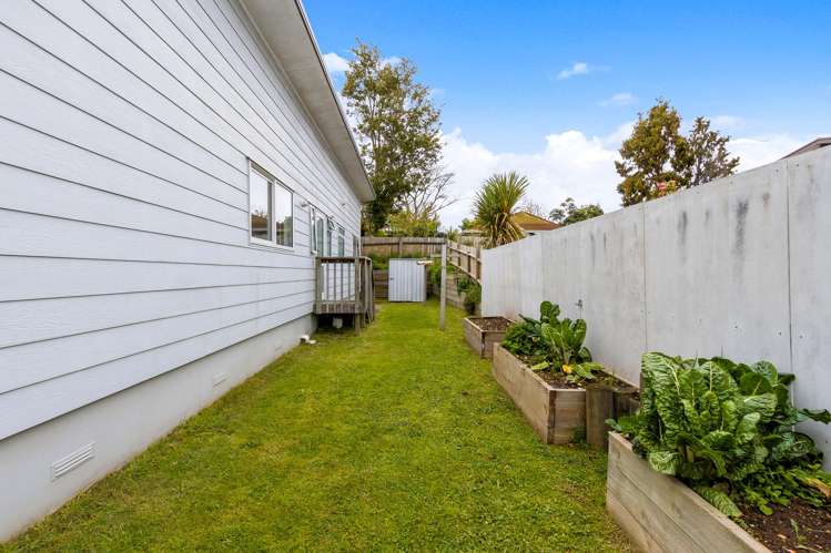 2/20 Matipo Street Taupo_20