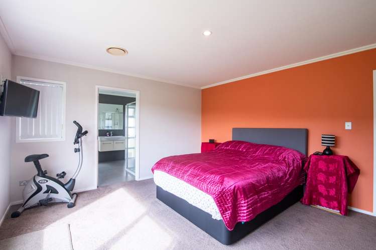 30 Lloyd Drive Wainui_26