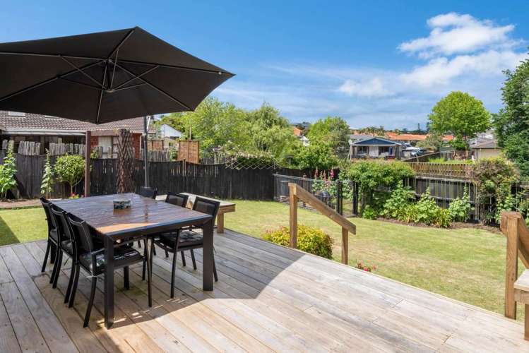 12 Orinda Close Botany Downs_6