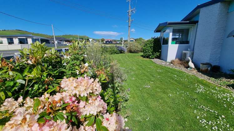 14 Alamein Street Riverton_13