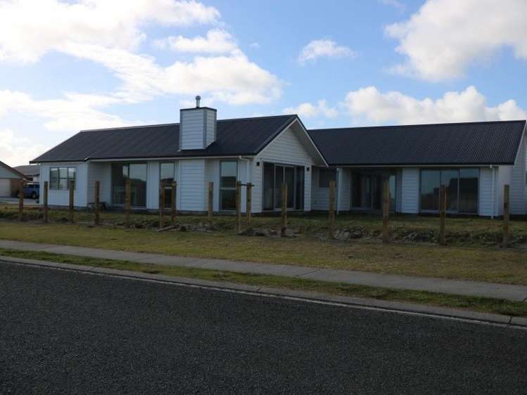 18 Forbes Road Foxton Beach_10