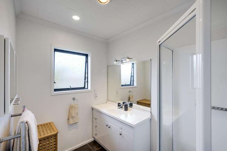 52 Guppy Road Greenmeadows_12