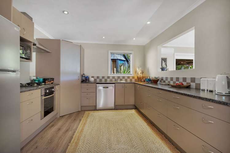 28 Seymour Avenue The Brook_2