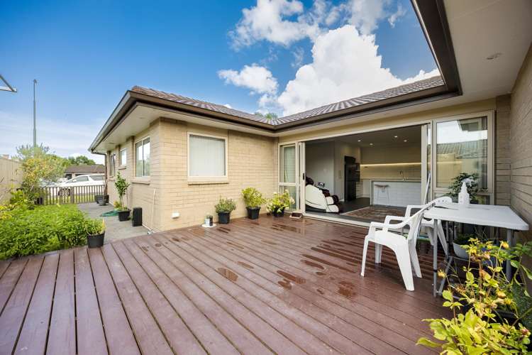37 Riverglade Parkway Te Atatu South_19