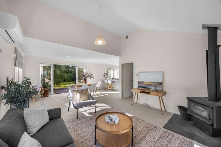 52 Meadowstone Drive_4