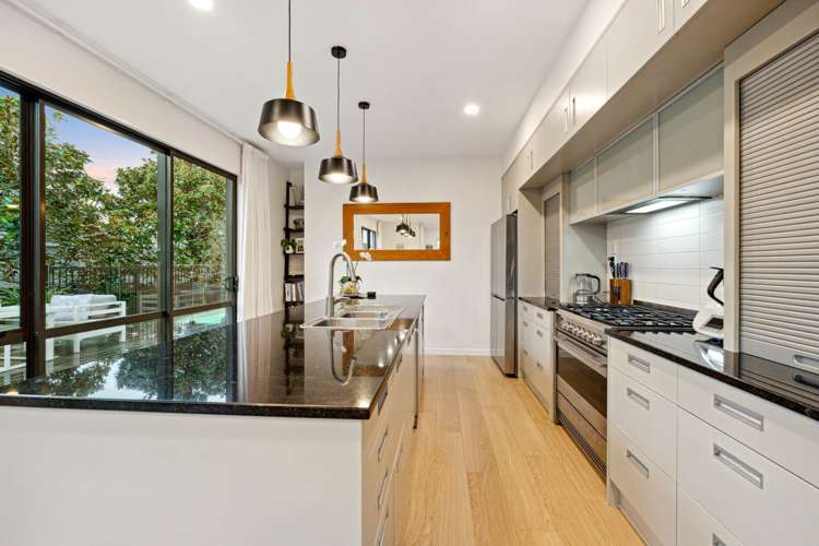 14 Archer Rayner Place Greenhithe_10