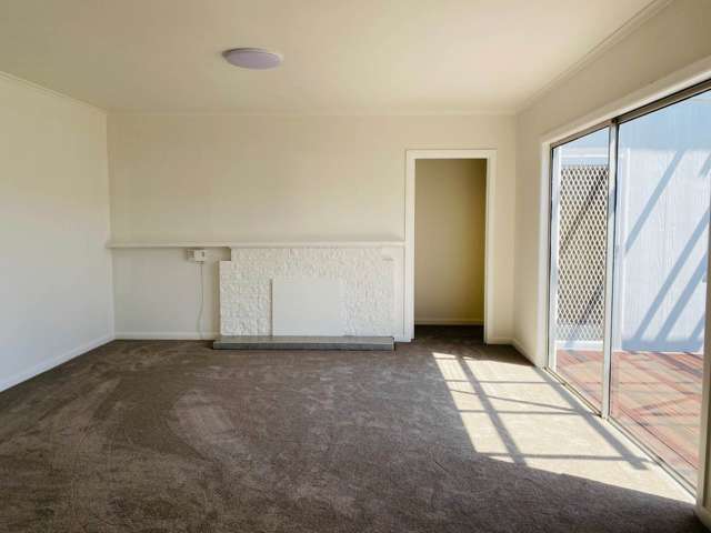 1/6 Thornton Road Milford_2