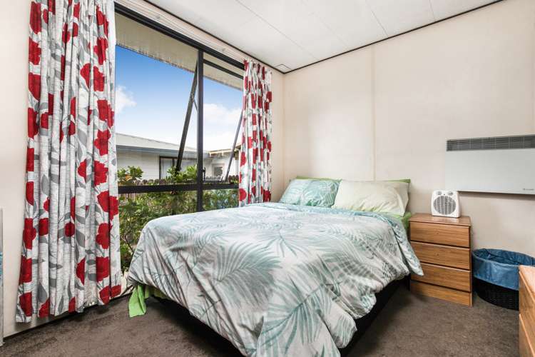 3/8 Barneys Farm Road Clendon Park_6