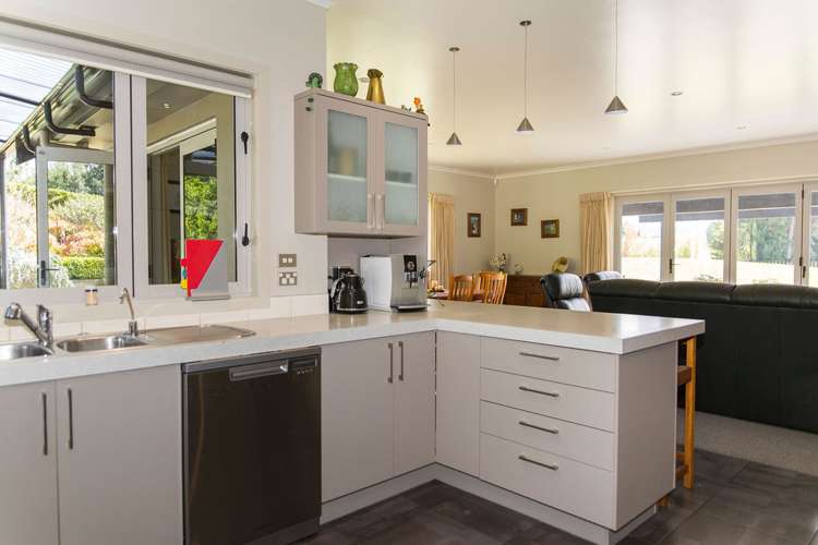 92c Adelaide Road Dannevirke_5