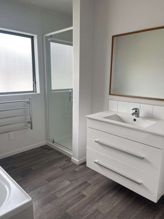 2/43A O'Dowd Road Taradale_4