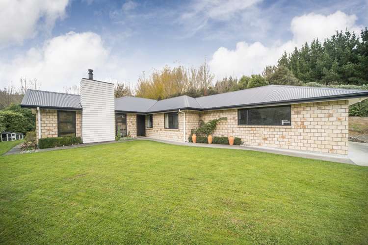 58 County Heights Drive Aokautere_10